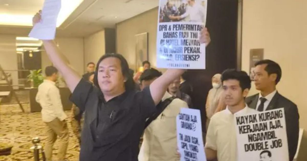 Aktivis Kontras Andrie Yunus Disiram Air Keras Oleh OTK,